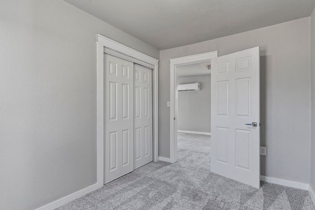 2435 W Calhoun Street, Springfield, MO 65802