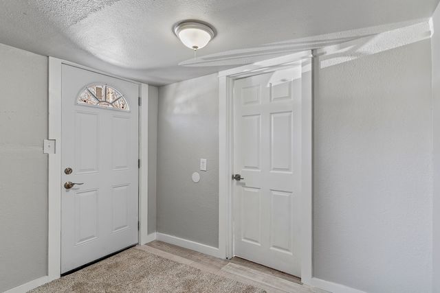 2435 W Calhoun Street, Springfield, MO 65802