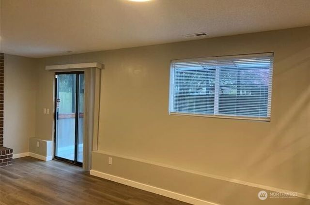 34242 36th Place SW, Federal Way, WA 98023