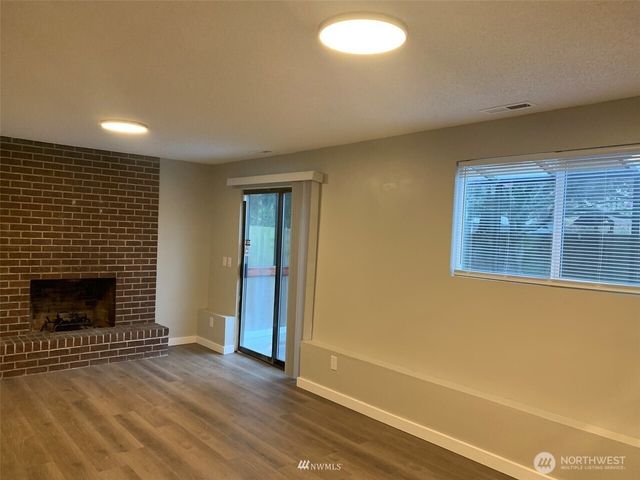 34242 36th Place SW, Federal Way, WA 98023