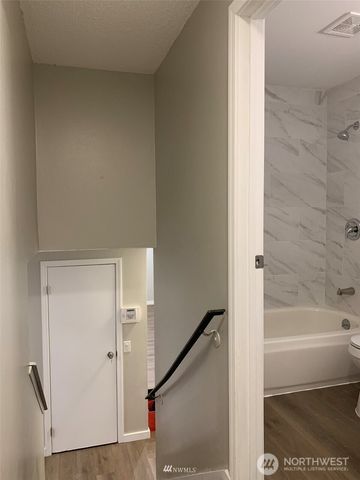 34242 36th Place SW, Federal Way, WA 98023