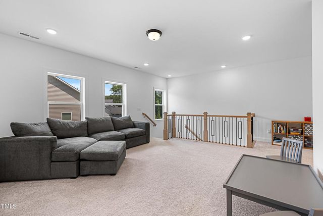 8128 Baronleigh Lane, Wake Forest, NC 27587