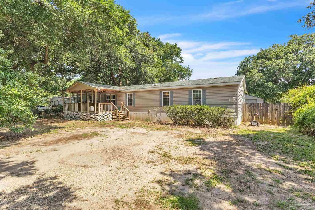 4068 Scottsdale Ave, Pace, FL 32571