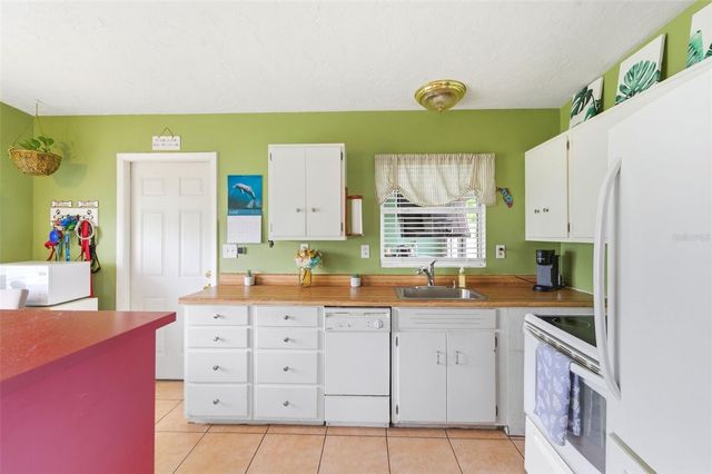 100 AVERY AVENUE, Crystal Beach, FL 34681