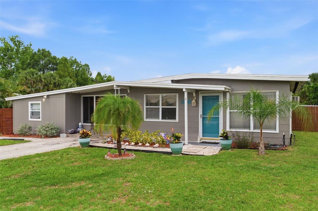 100 AVERY AVENUE, Crystal Beach, FL 34681