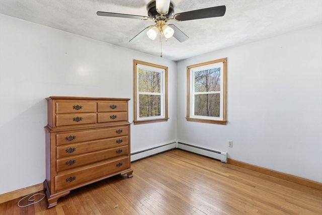 215 Pearl St, Reading, MA 01867
