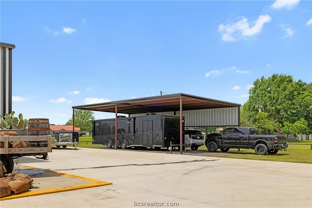 1229 State Highway 36 N, Caldwell, TX 77836
