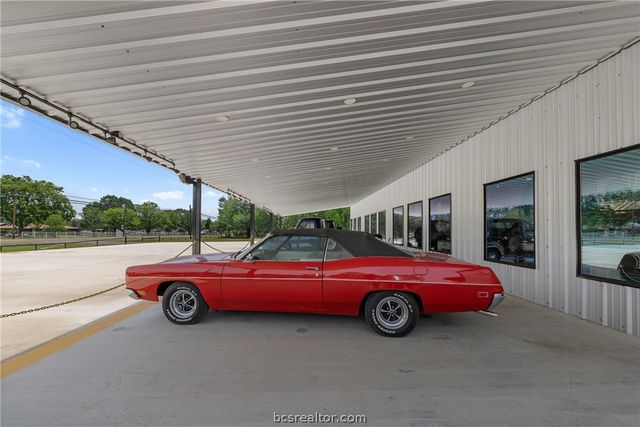 1229 State Highway 36 N, Caldwell, TX 77836