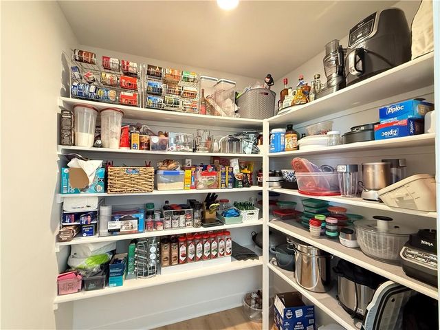 1205 NW 3rd Street, Oak Grove, MO 64075