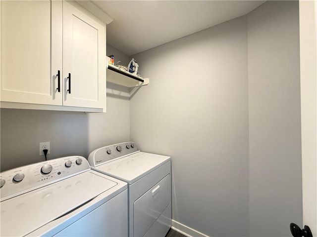 1205 NW 3rd Street, Oak Grove, MO 64075