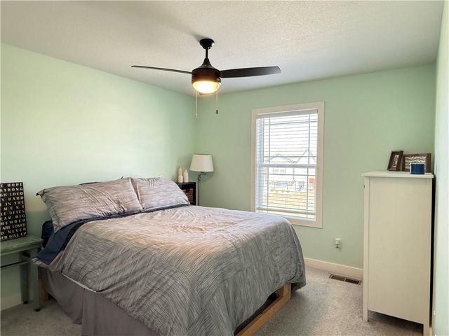 1205 NW 3rd Street, Oak Grove, MO 64075