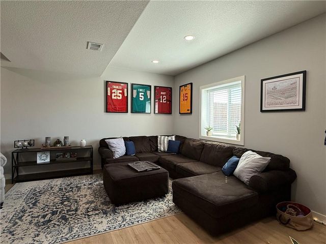 1205 NW 3rd Street, Oak Grove, MO 64075