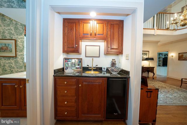 1227 DENBIGH LN, Wayne, PA 19087