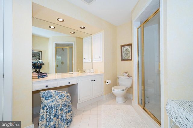 1227 DENBIGH LN, Wayne, PA 19087