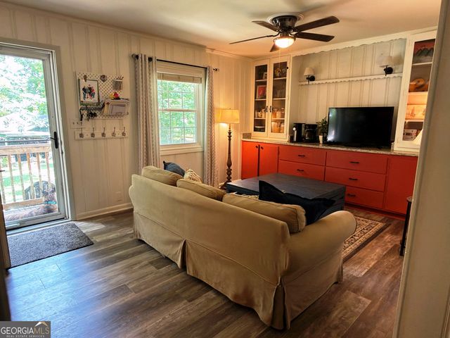 1581 Lost Mountain Road, Powder Springs, GA 30127