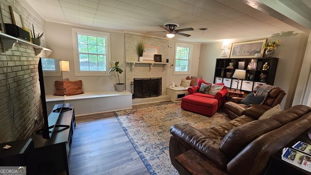 1581 Lost Mountain Road, Powder Springs, GA 30127