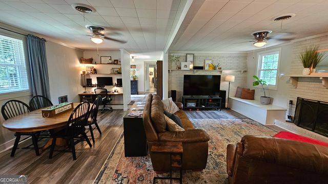 1581 Lost Mountain Road, Powder Springs, GA 30127