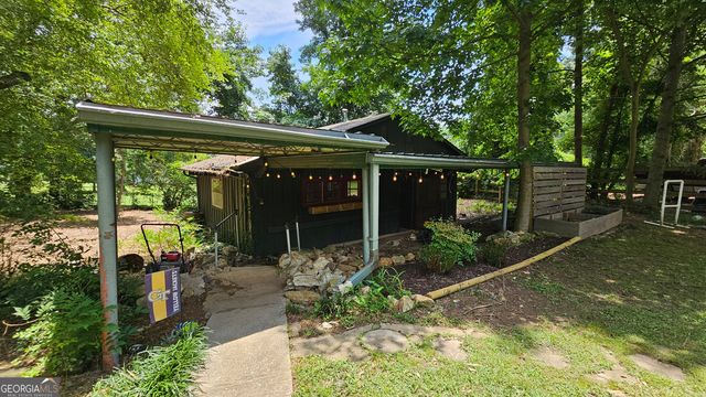 1581 Lost Mountain Road, Powder Springs, GA 30127