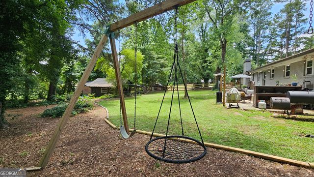 1581 Lost Mountain Road, Powder Springs, GA 30127