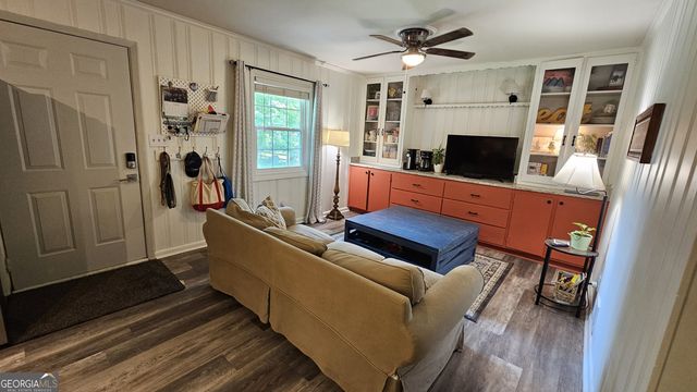 1581 Lost Mountain Road, Powder Springs, GA 30127