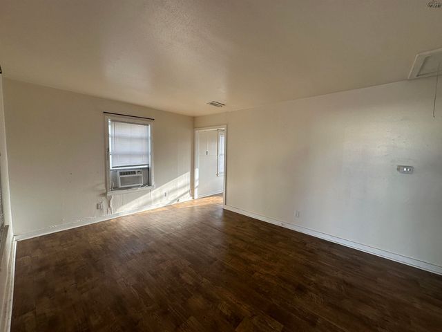 3013 LEBANON ROAD, Wichita Falls, TX 76308