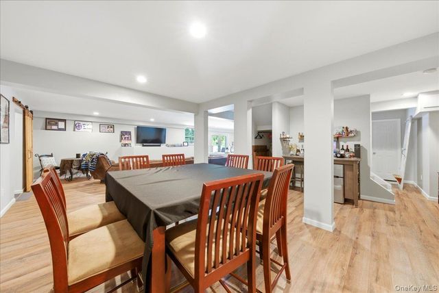 5 Gleneagles Court, Monroe, NY 10950