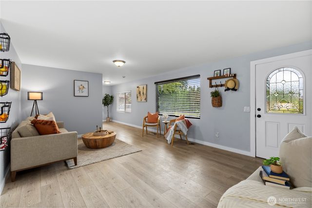 17625 34th Avenue NE, Arlington, WA 98223
