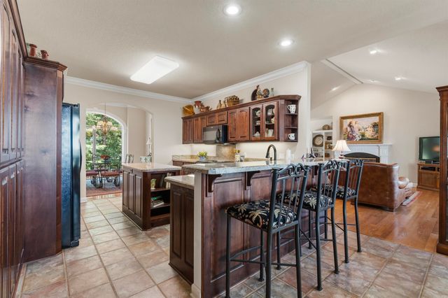 64 Montanoso Way, Hot Springs Village, AR 71909
