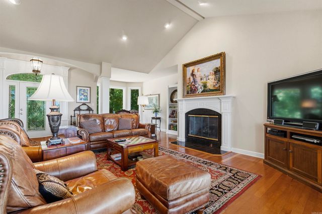 64 Montanoso Way, Hot Springs Village, AR 71909