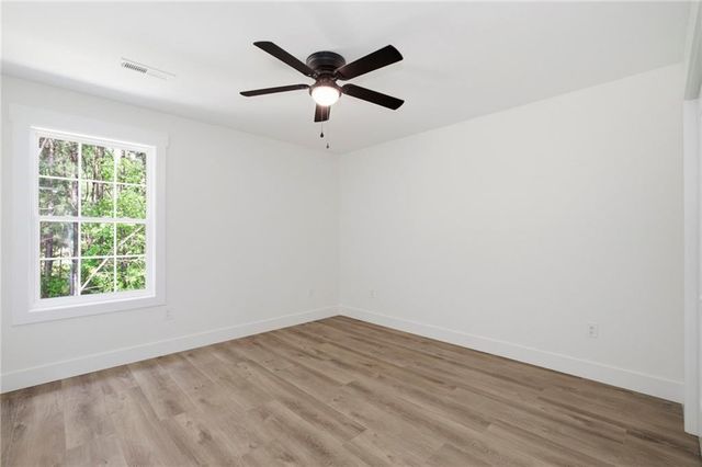 119 Rons Court NW, Calhoun, GA 30701