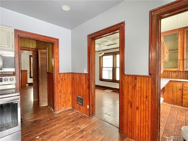 463 East Street, Buffalo, NY 14207