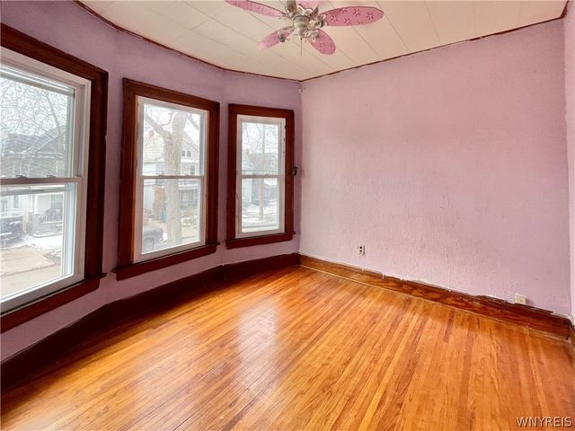 463 East Street, Buffalo, NY 14207