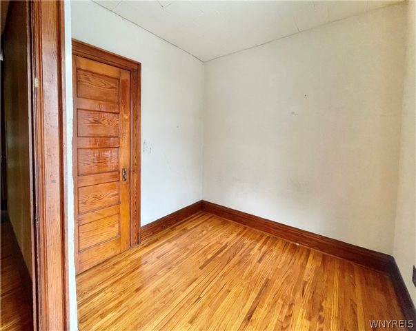 463 East Street, Buffalo, NY 14207