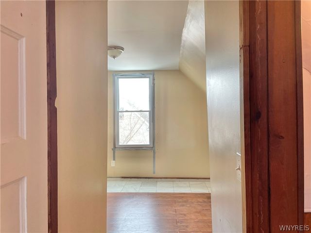 463 East Street, Buffalo, NY 14207