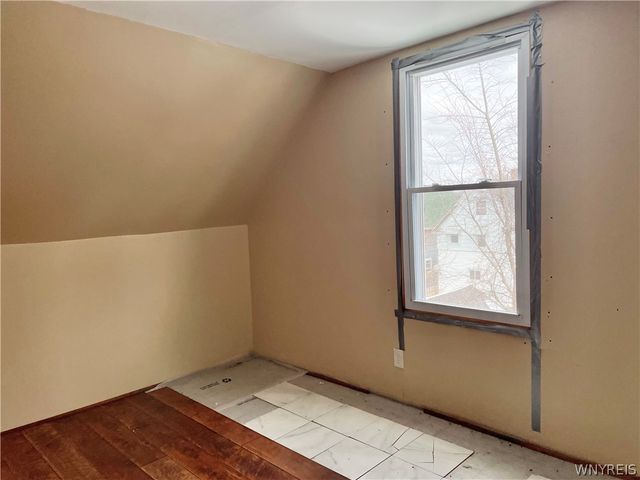 463 East Street, Buffalo, NY 14207