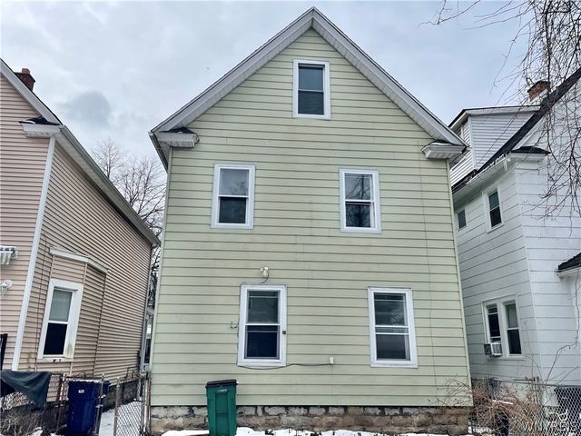 463 East Street, Buffalo, NY 14207