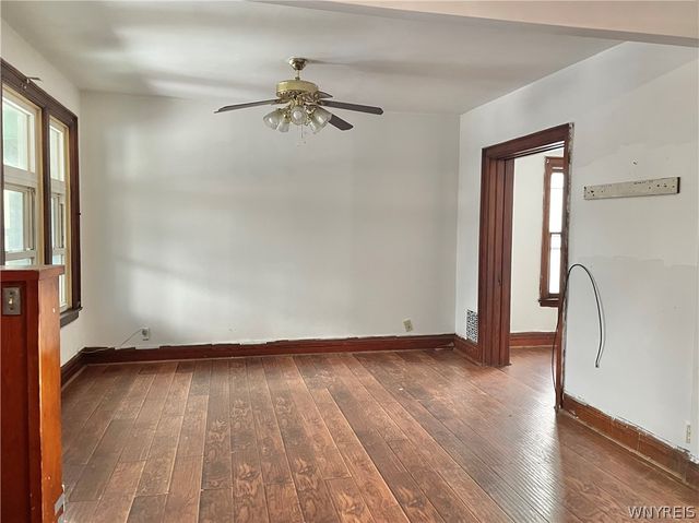 463 East Street, Buffalo, NY 14207