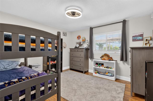 706 S OAKWOOD AVENUE, Brandon, FL 33511