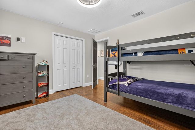 706 S OAKWOOD AVENUE, Brandon, FL 33511