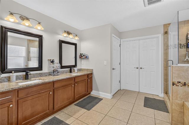 706 S OAKWOOD AVENUE, Brandon, FL 33511