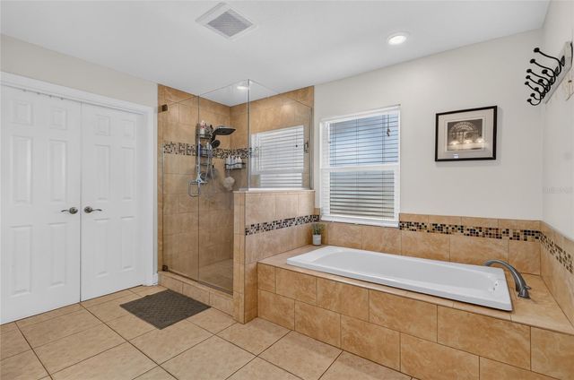 706 S OAKWOOD AVENUE, Brandon, FL 33511