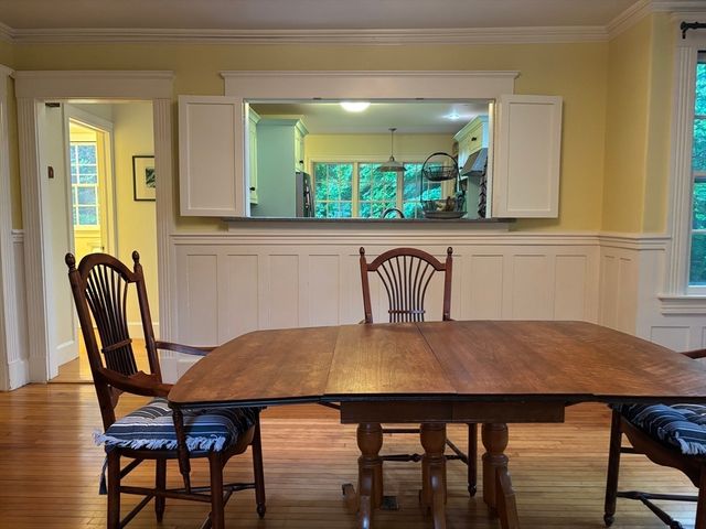 100 Dana, Amherst, MA 01002