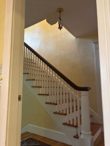 100 Dana, Amherst, MA 01002
