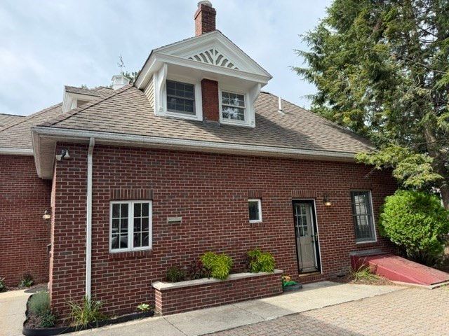 93 W Emerson, Melrose, MA 02176