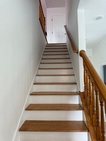 93 W Emerson, Melrose, MA 02176