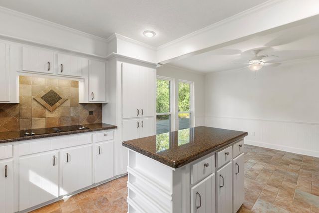 1 Cape Chestnut Drive, The Woodlands, TX 77381