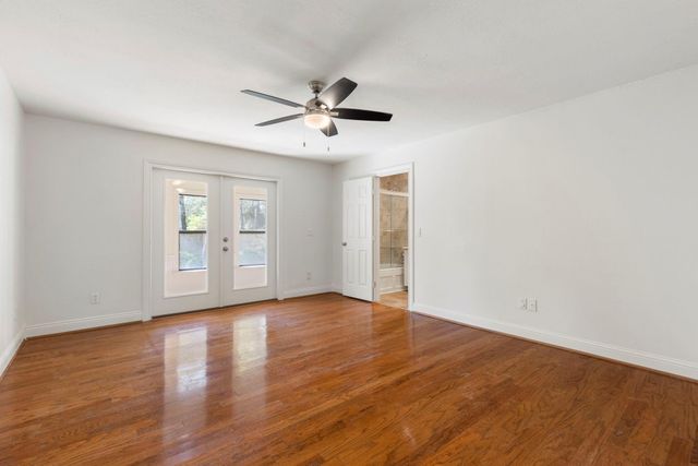 1 Cape Chestnut Drive, The Woodlands, TX 77381