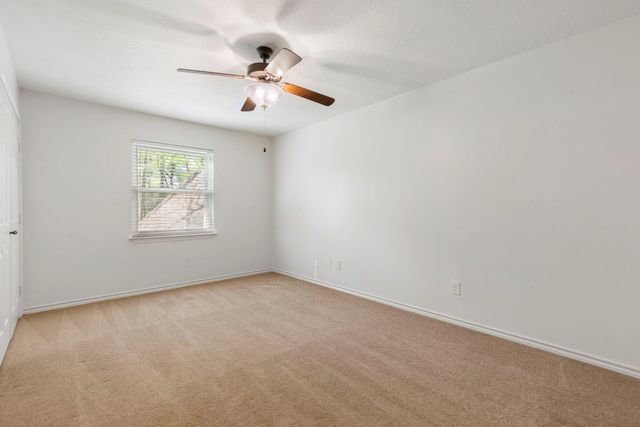 1 Cape Chestnut Drive, The Woodlands, TX 77381