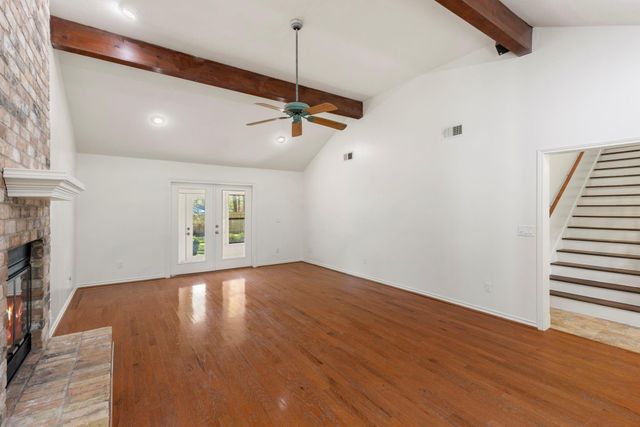 1 Cape Chestnut Drive, The Woodlands, TX 77381