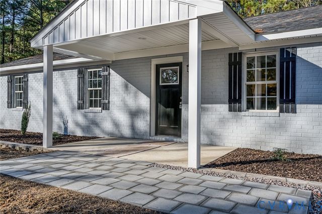 16702 S Crater Rd, Petersburg, VA 23805